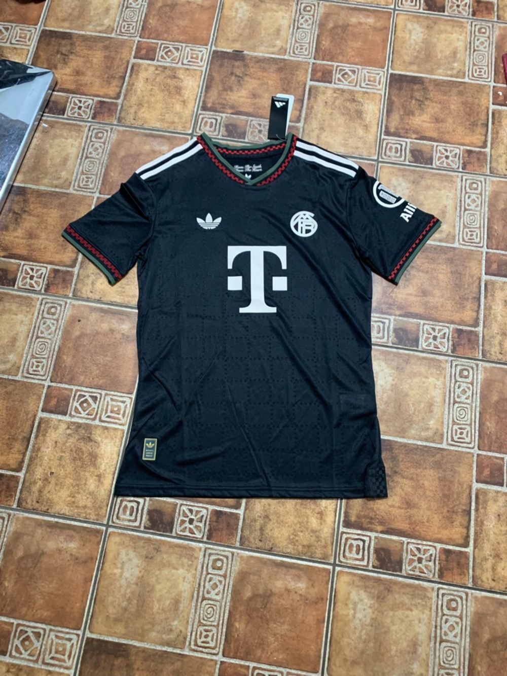 Adidas Originals Bayern Munich 2025/26 Third Kit PlayerJersey size M